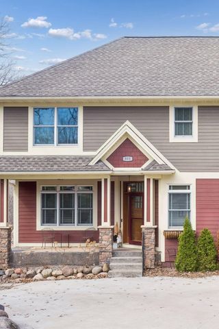 805 Forest Arms Lane, Mound, MN 55364