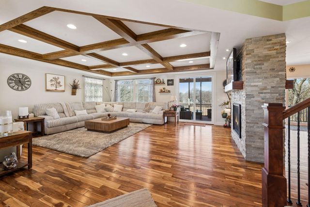 805 Forest Arms Lane, Mound, MN 55364