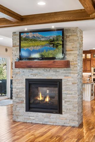 805 Forest Arms Lane, Mound, MN 55364