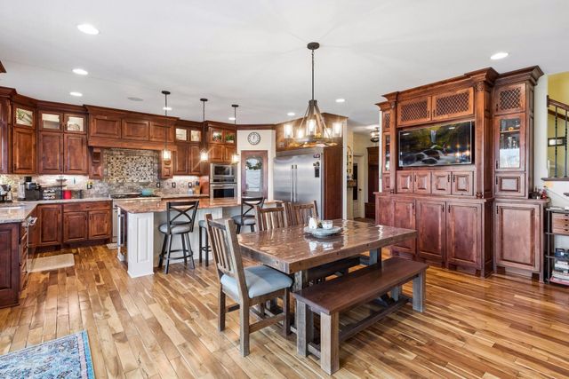 805 Forest Arms Lane, Mound, MN 55364