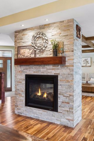 805 Forest Arms Lane, Mound, MN 55364