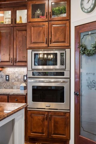 805 Forest Arms Lane, Mound, MN 55364