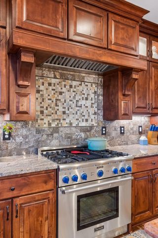 805 Forest Arms Lane, Mound, MN 55364