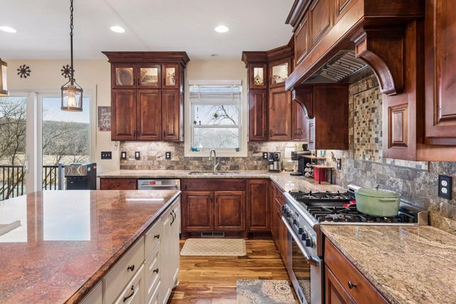 805 Forest Arms Lane, Mound, MN 55364