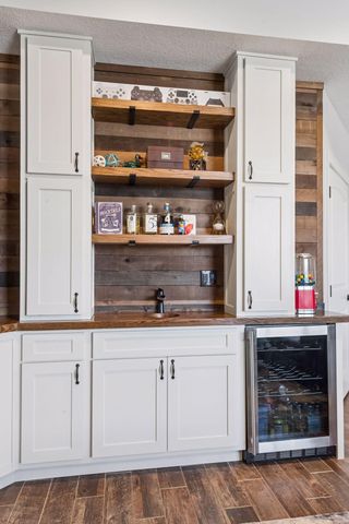 805 Forest Arms Lane, Mound, MN 55364