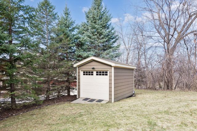 805 Forest Arms Lane, Mound, MN 55364