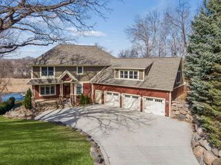 805 Forest Arms Lane, Mound, MN 55364