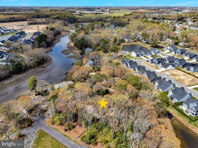 13 CLUB HOUSE DR, Rehoboth Beach, DE 19971
