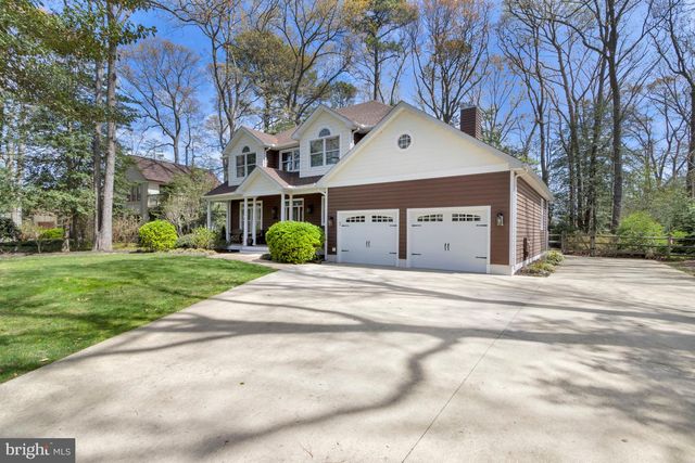 13 CLUB HOUSE DR, Rehoboth Beach, DE 19971