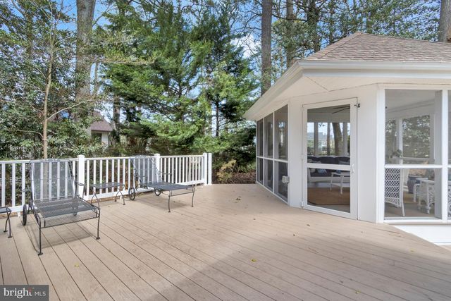 13 CLUB HOUSE DR, Rehoboth Beach, DE 19971