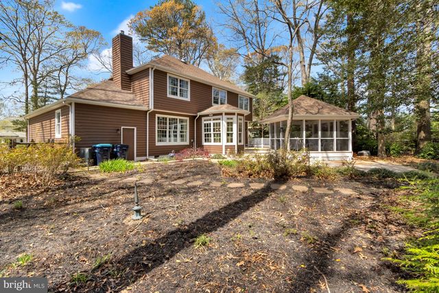 13 CLUB HOUSE DR, Rehoboth Beach, DE 19971
