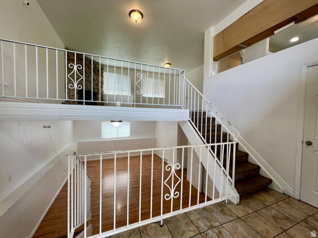 565 N PAMELA WAY, Salt Lake City, UT 84116 — photo 3