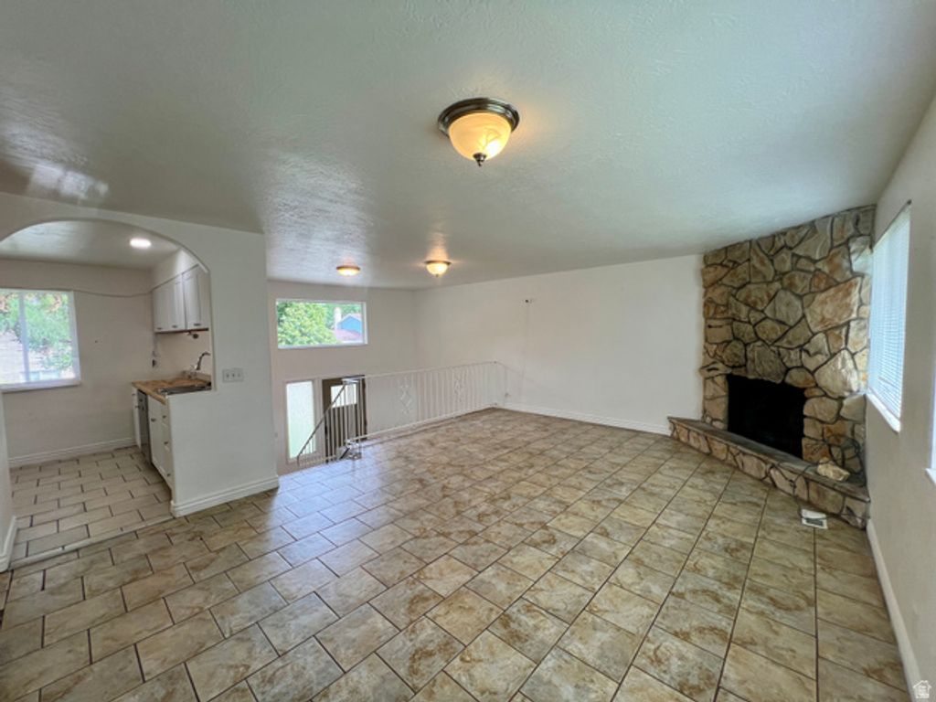 565 N PAMELA WAY, Salt Lake City, UT 84116 — photo 5