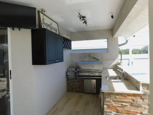 680 Manhattan Street E, Lehigh Acres, FL 33974