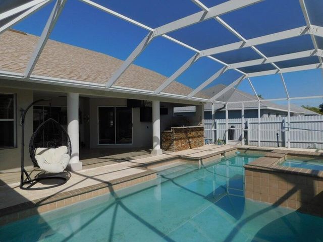 680 Manhattan Street E, Lehigh Acres, FL 33974