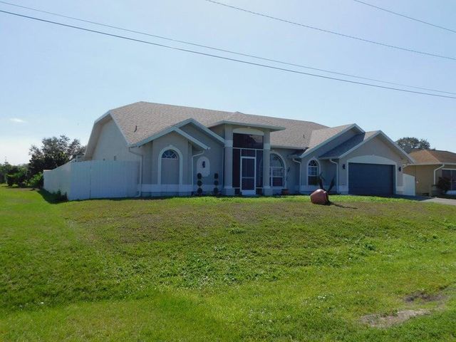 680 Manhattan Street E, Lehigh Acres, FL 33974