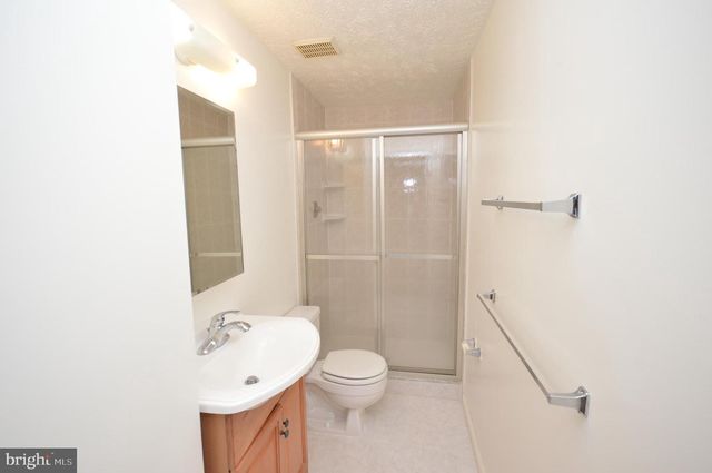 7011 VANTAGE DR, Alexandria, VA 22306