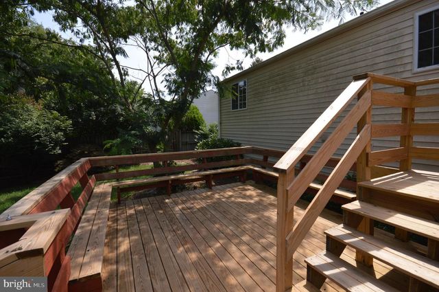 7011 VANTAGE DR, Alexandria, VA 22306