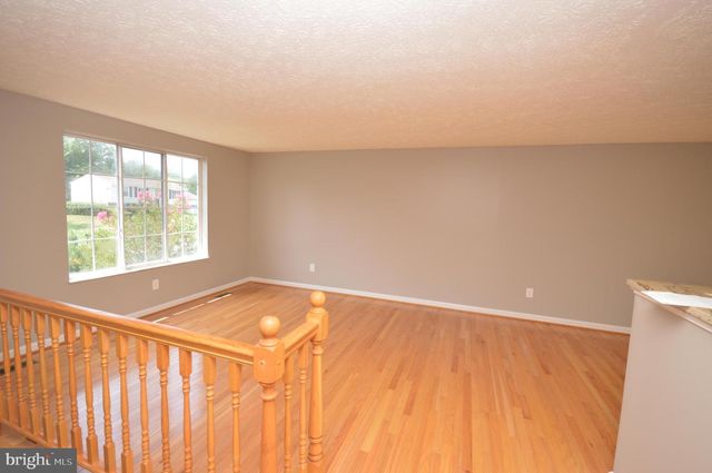 7011 VANTAGE DR, Alexandria, VA 22306