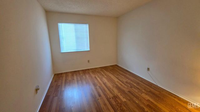 5812 El Camino Avenue, Bakersfield, CA 93313