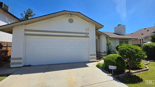 5812 El Camino Avenue, Bakersfield, CA 93313