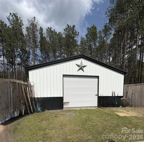 6724 Wylie Circle, Kershaw, SC 29067