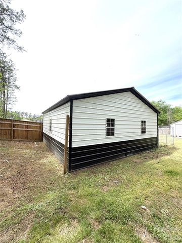 6724 Wylie Circle, Kershaw, SC 29067