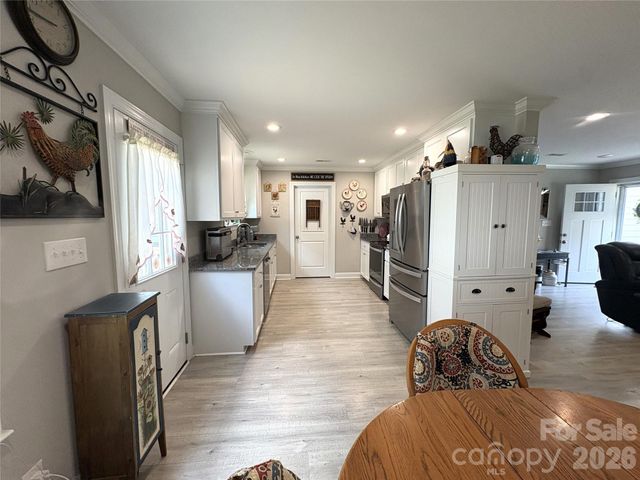 6724 Wylie Circle, Kershaw, SC 29067