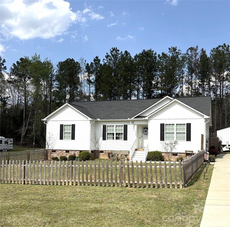 6724 Wylie Circle, Kershaw, SC 29067