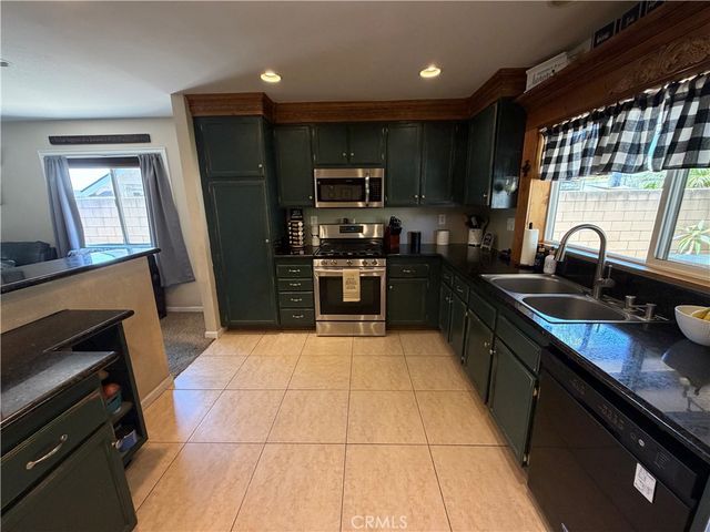 2906 Garfield, Ontario, CA 91761