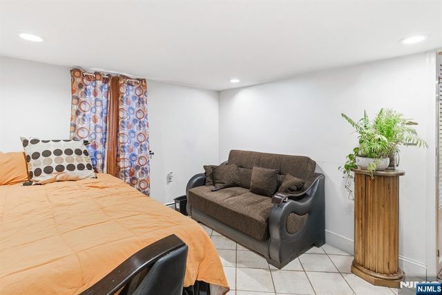 65 Cambridge Street, East Orange, NJ 07018