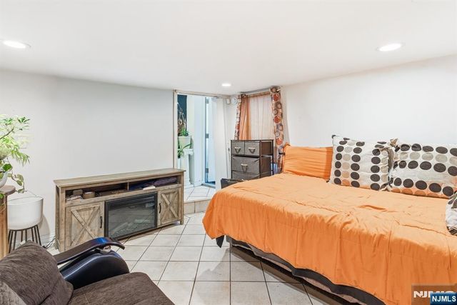 65 Cambridge Street, East Orange, NJ 07018