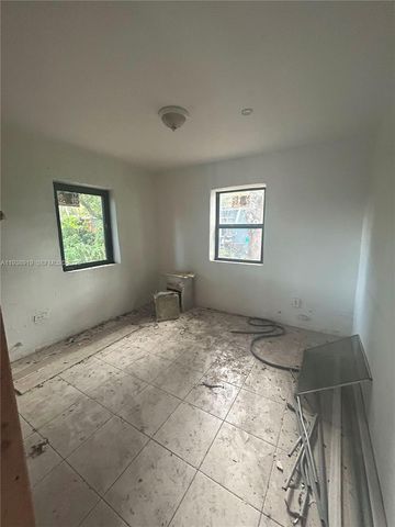 2281 NW 153rd St, Miami Gardens, FL 33054