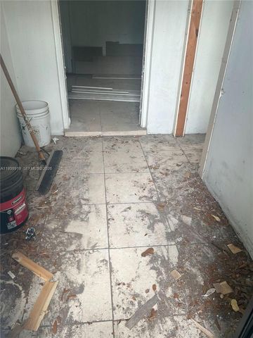 2281 NW 153rd St, Miami Gardens, FL 33054