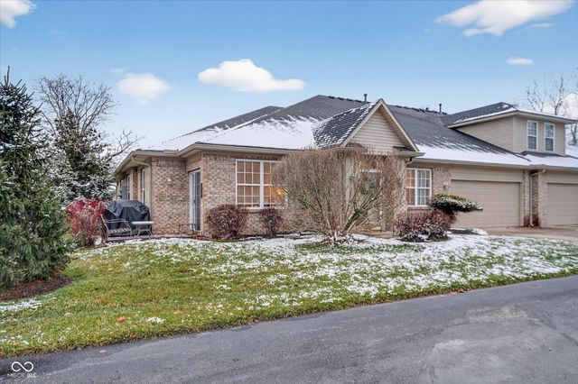 6872 Park Square Drive D, Avon, IN 46123