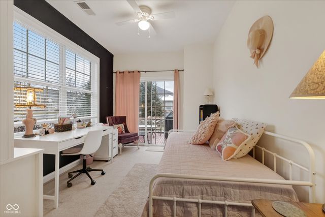 6872 Park Square Drive D, Avon, IN 46123