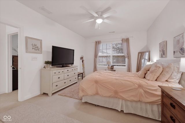 6872 Park Square Drive D, Avon, IN 46123