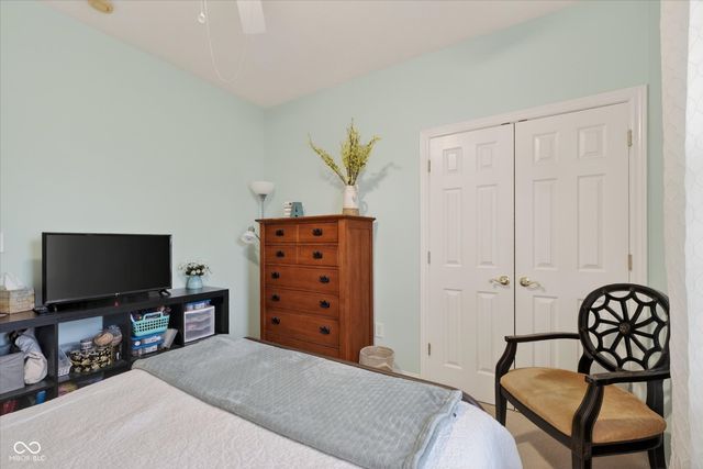 6872 Park Square Drive D, Avon, IN 46123