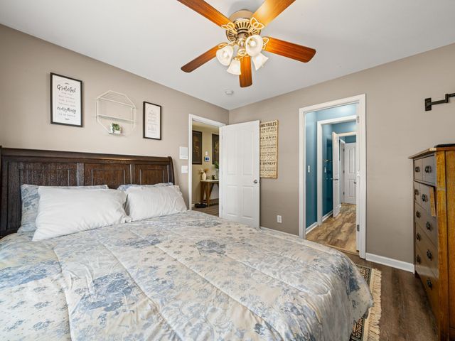 3700 S Jot Dr, Clarksville, TN 37040