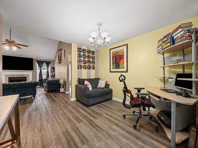 3700 S Jot Dr, Clarksville, TN 37040