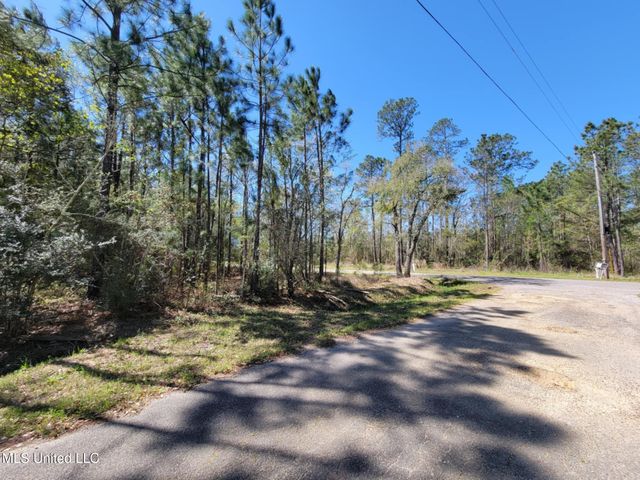 Lot 13 Red Street, Waveland, MS 39576