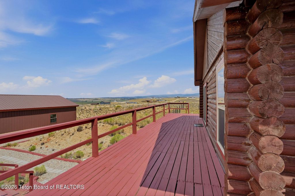 42 INDIANWOOD Trail, Pinedale, WY 82941 photo 3