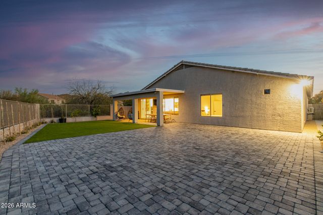 6404 W BLACK HILL Road, Phoenix, AZ 85083