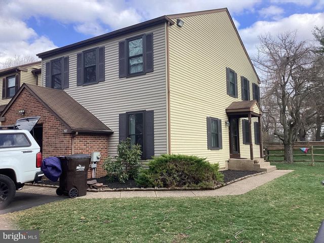 127 PARKVIEW WAY, Newtown, PA 18940