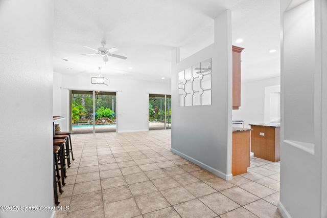 439 Gardendale Circle SE, Palm Bay, FL 32909