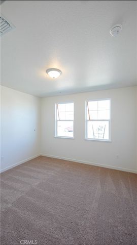 129 Squaw Valley Dr., Merced, CA 95341