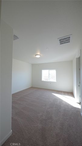 129 Squaw Valley Dr., Merced, CA 95341