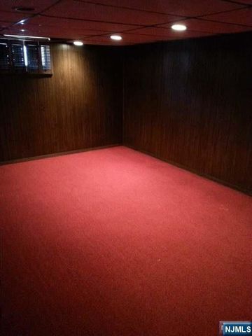 95 Seneca Avenue, Dumont, NJ 07628