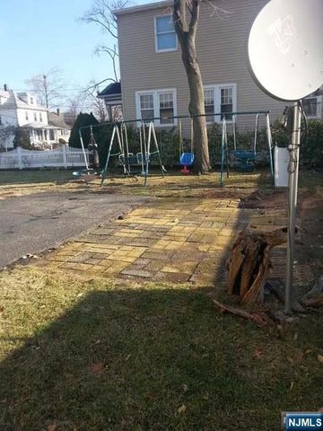 95 Seneca Avenue, Dumont, NJ 07628