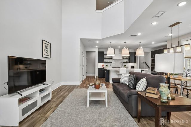 723 Station Road, Dunellen, NJ 08812